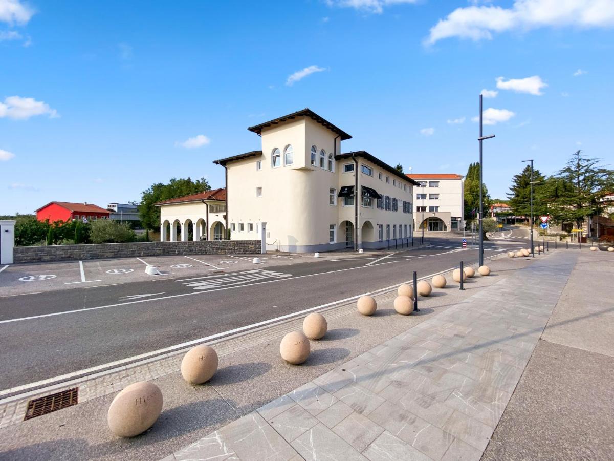 Toscanina Garni Hotel Dobrovo Kültér fotó