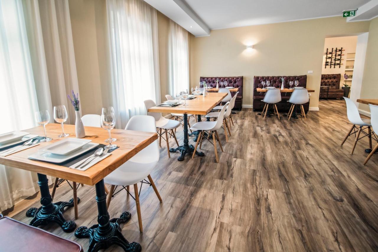Toscanina Garni Hotel Dobrovo Kültér fotó